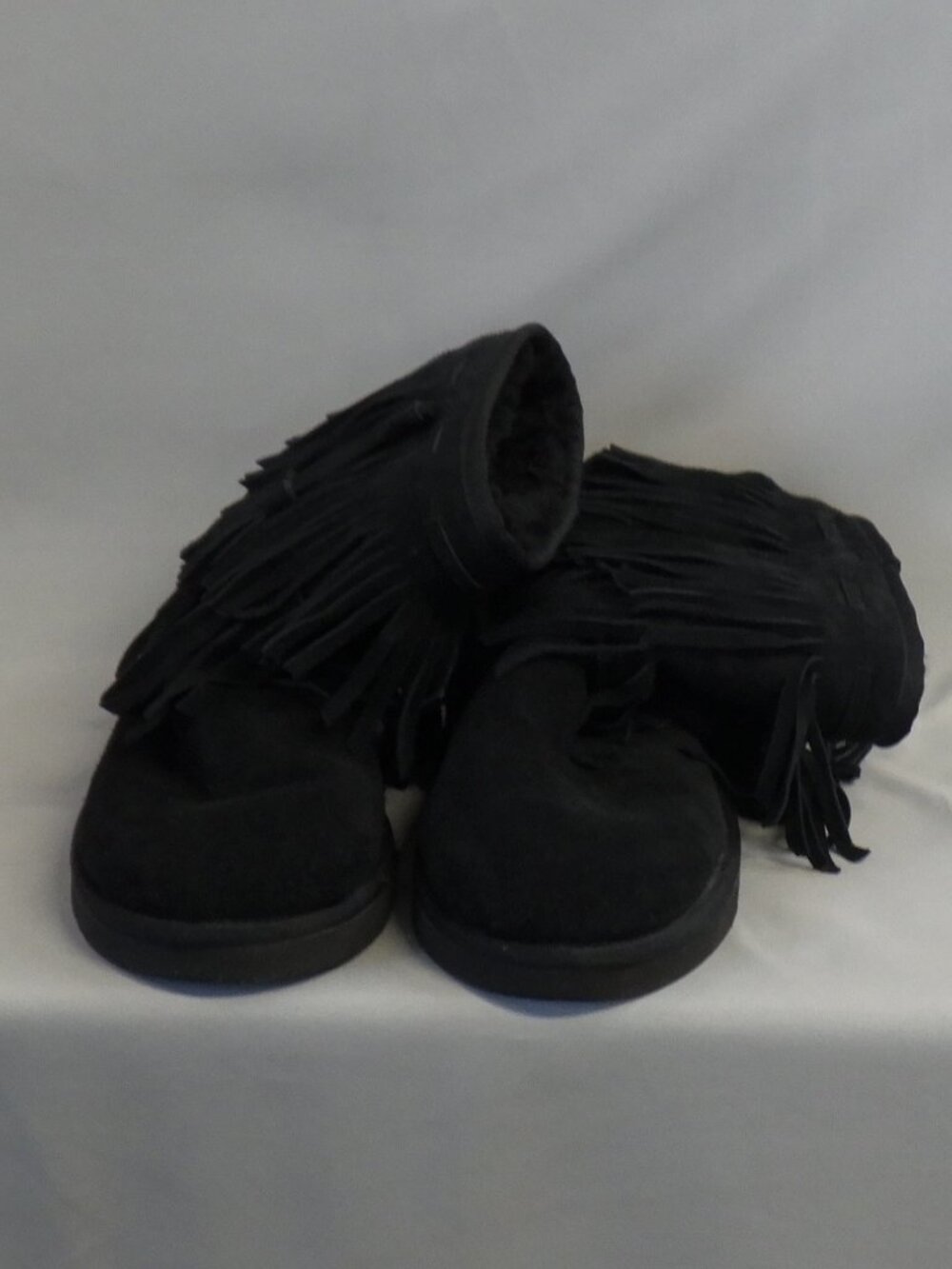 Koolaburra by UGG Black Suede Tiered Fringe Boots  S51 - Picture 3 of 9